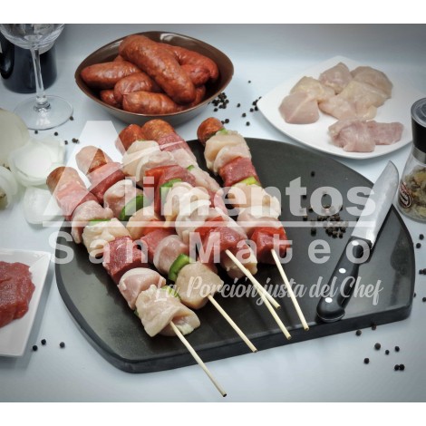 ANTICUCHO MIXTO, 35cm. 250g. 3K