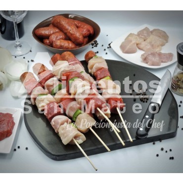 ANTICUCHO MIXTO, 35cm. 250g. 3K